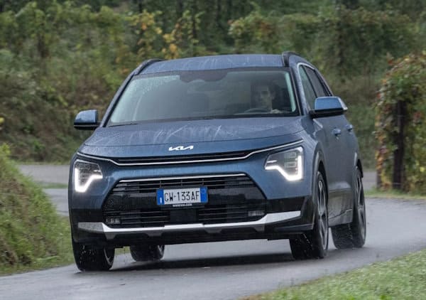 Kia показала три-паливний гібрид Niro на газі (LPG) із запасом ходу в 1600 км. Kia показала три-паливний гібрид Niro на газі (LPG) із запасом ходу в 1600 км.